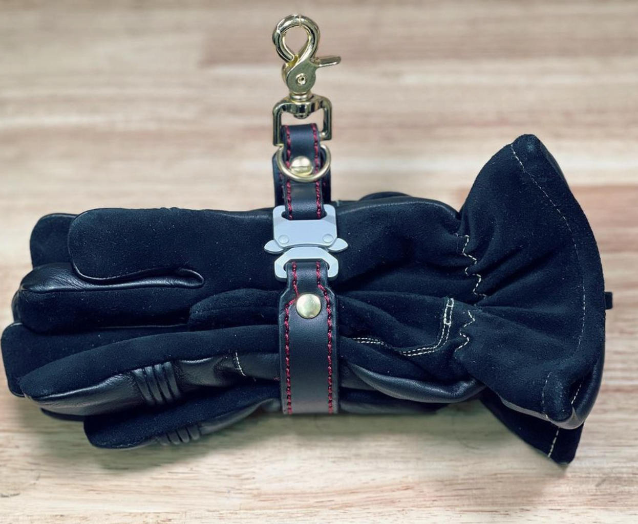 Fitted Glove Strap